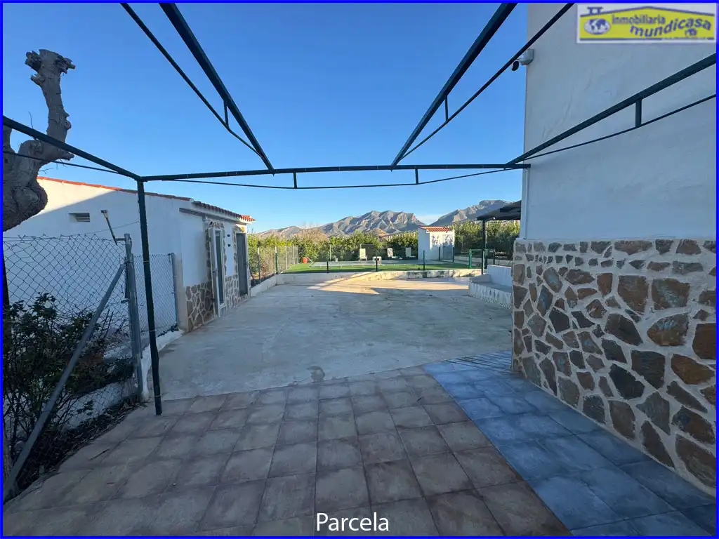 Country house with garden for sale in N/A, imagen 2