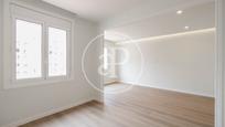 Sala d'estar de Pis en venda en  Barcelona Capital amb Aire condicionat i Calefacció