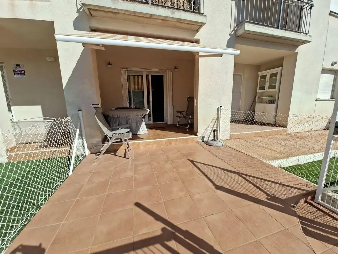 Terrasse von Erdgeschoss zum Verkauf in Alcanar mit Terrasse, Möbliert und Gemeinschaftspool
