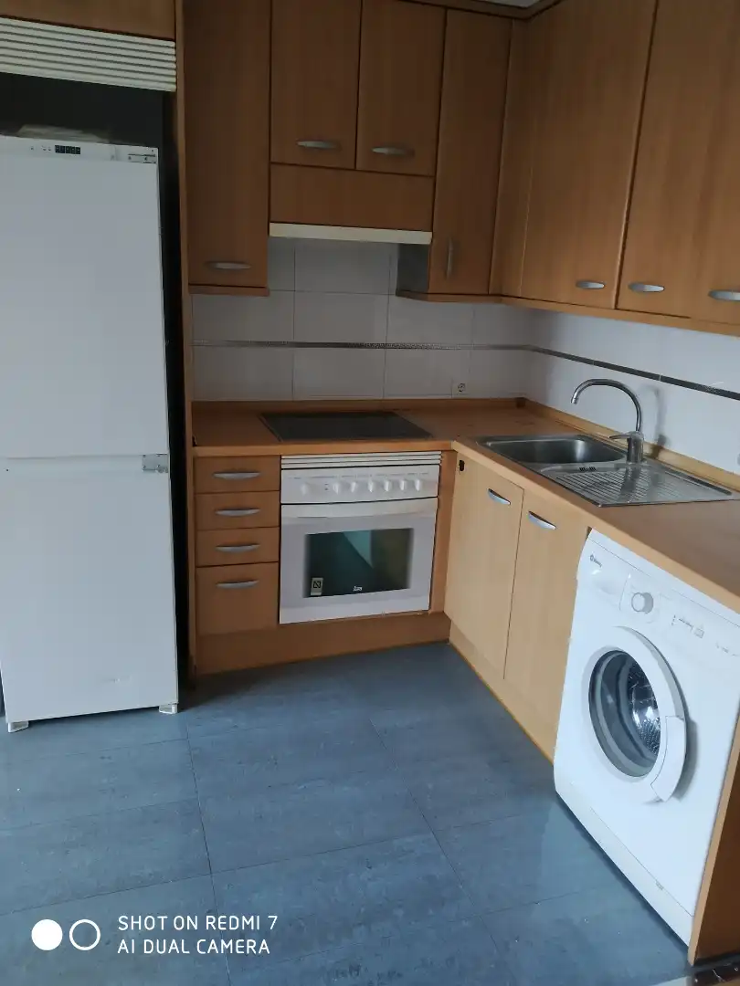 Cuina de Estudi de lloguer en Pozuelo de Alarcón amb Calefacció, Jardí privat i Parquet