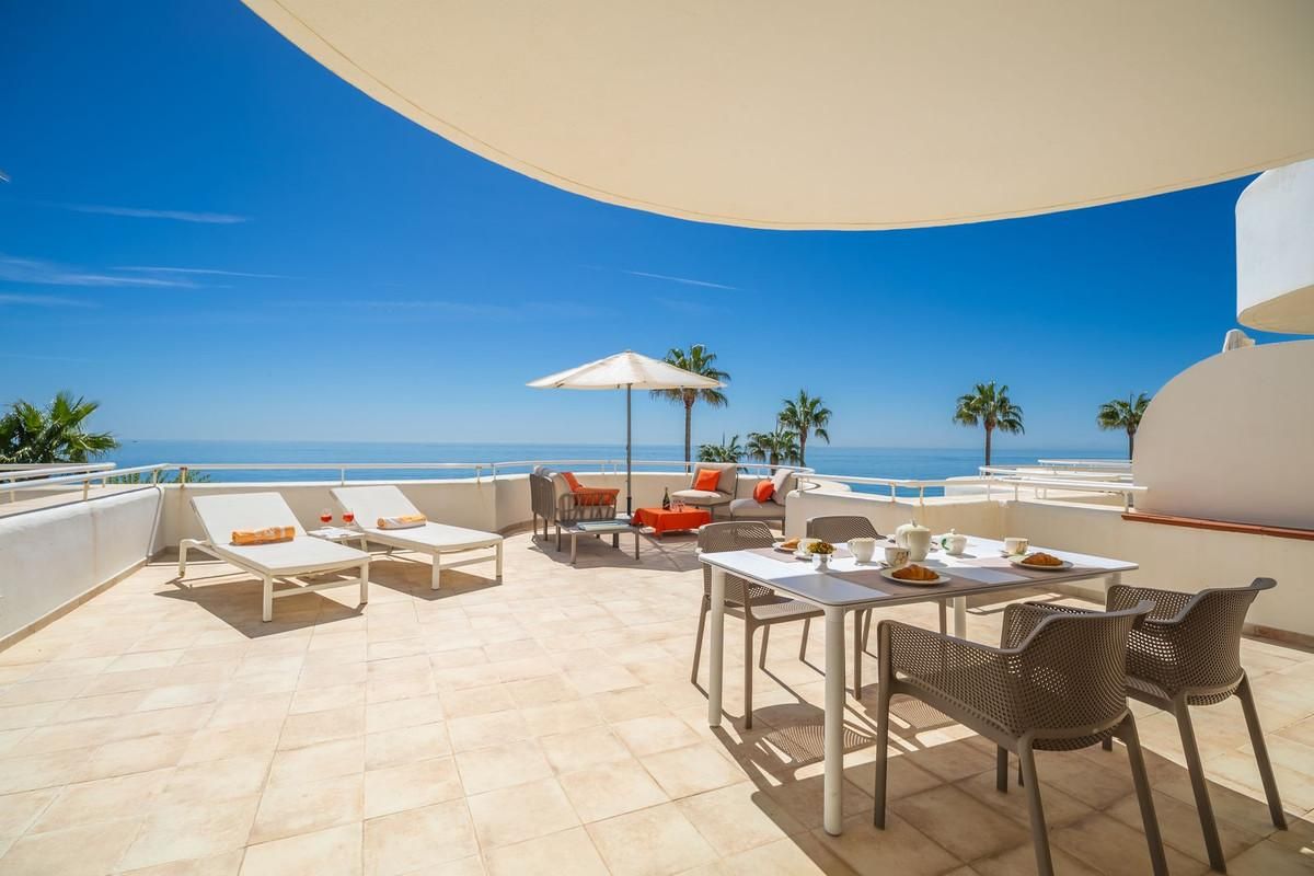 Terrassa de Apartament en venda en Estepona amb Aire condicionat, Calefacció i Terrassa