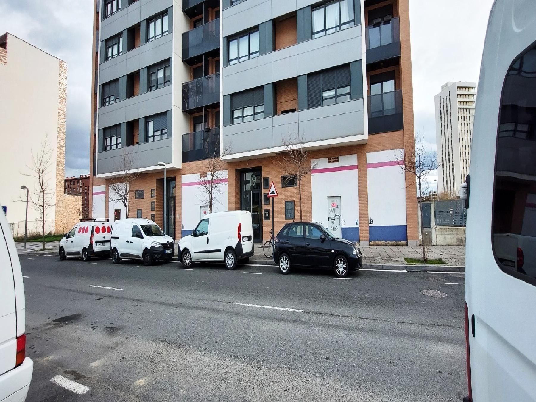 Premises for sale in Vitoria - Gasteiz