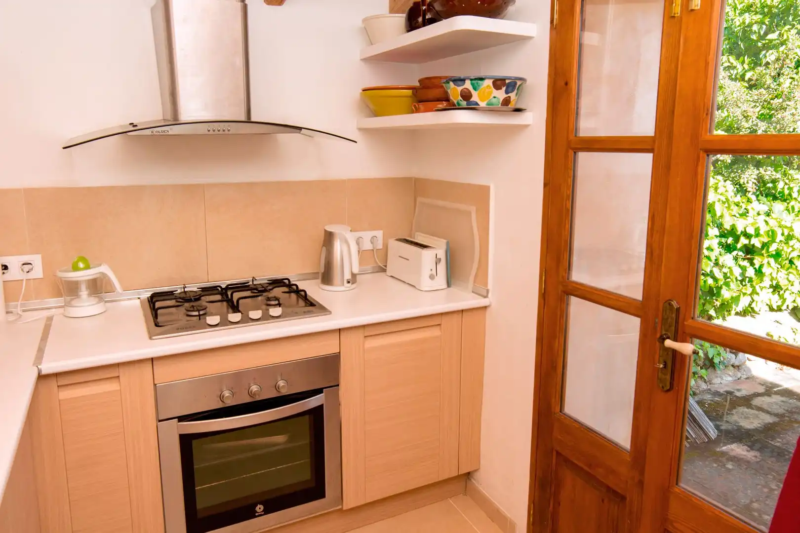 Cocina de Finca rústica en venta en Banyalbufar con Jardín privado, Terraza y Horno