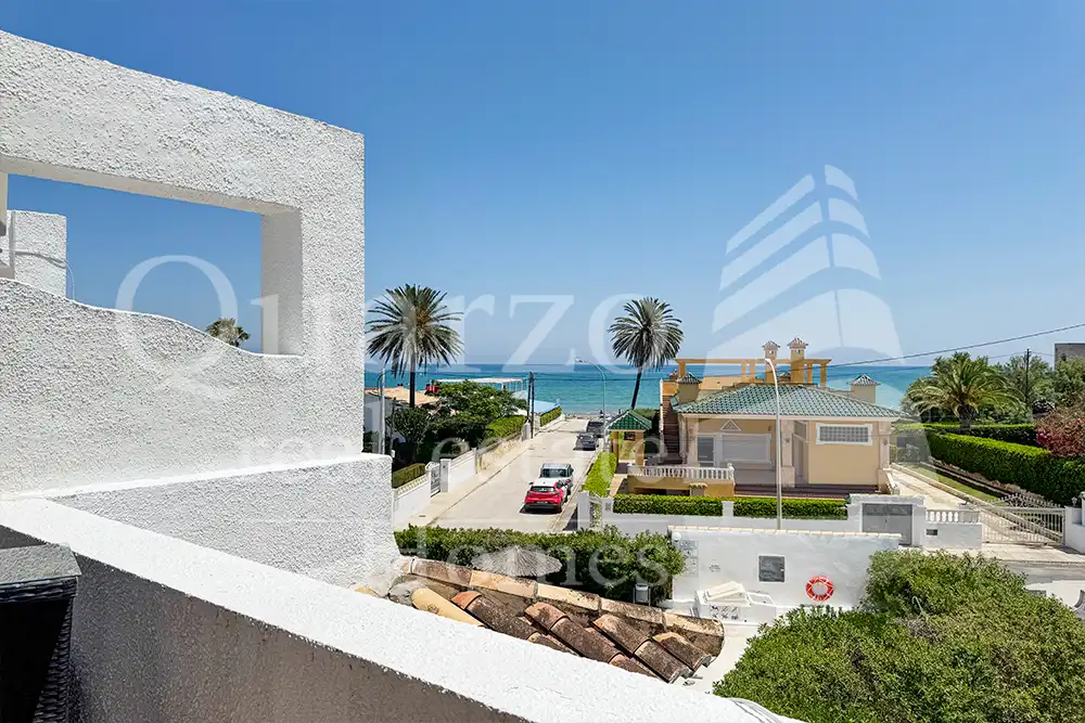 Vista exterior de Apartamento en venta en Dénia con Aire acondicionado, Calefacción y Terraza