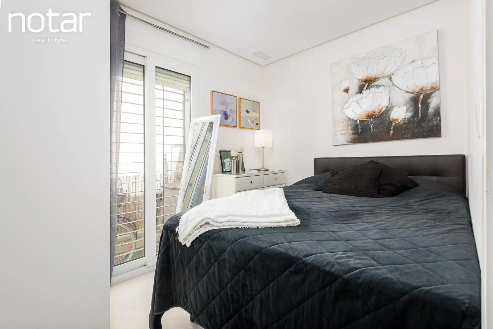 Dormitori de Casa adosada en venda en Torrevieja amb Jardí privat, Terrassa i Piscina