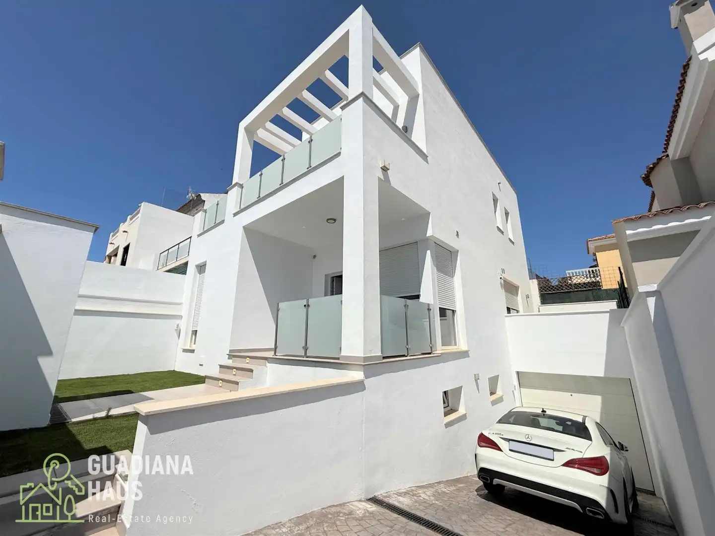 Chalet con jardín en venta en BRASIL 0