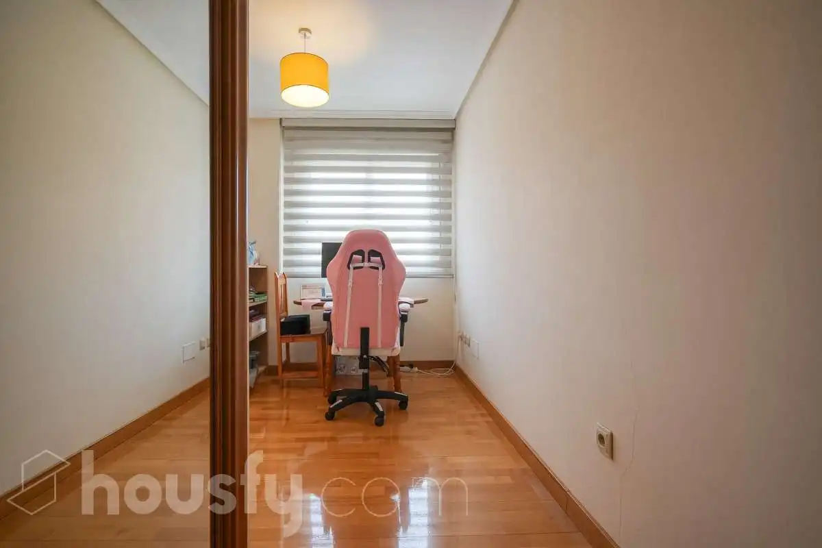 Habitación de Piso en venta en Madrid con Aire acondicionado, Calefacción y Jardín privado