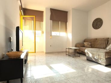 Apartament amb balcó de lloguer a Santa Marina