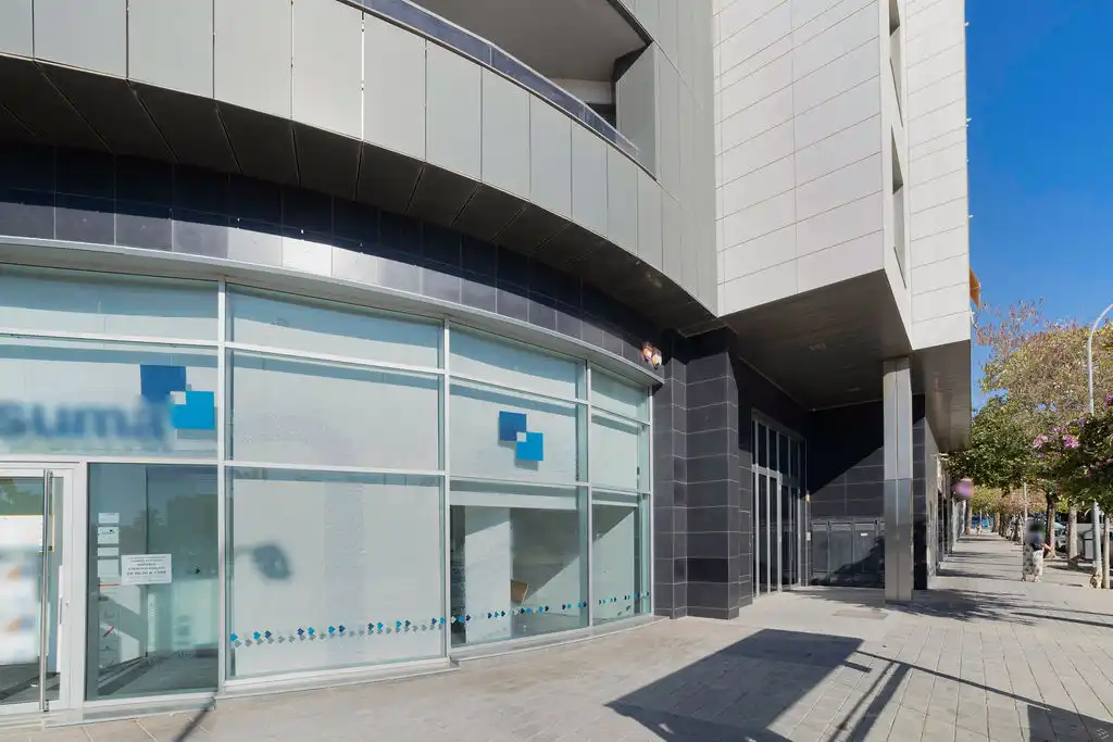 Vista exterior de Piso en venta en Alicante / Alacant con Piscina