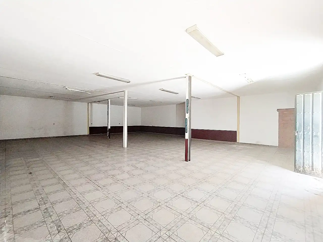 Local en venta en Castilblanco