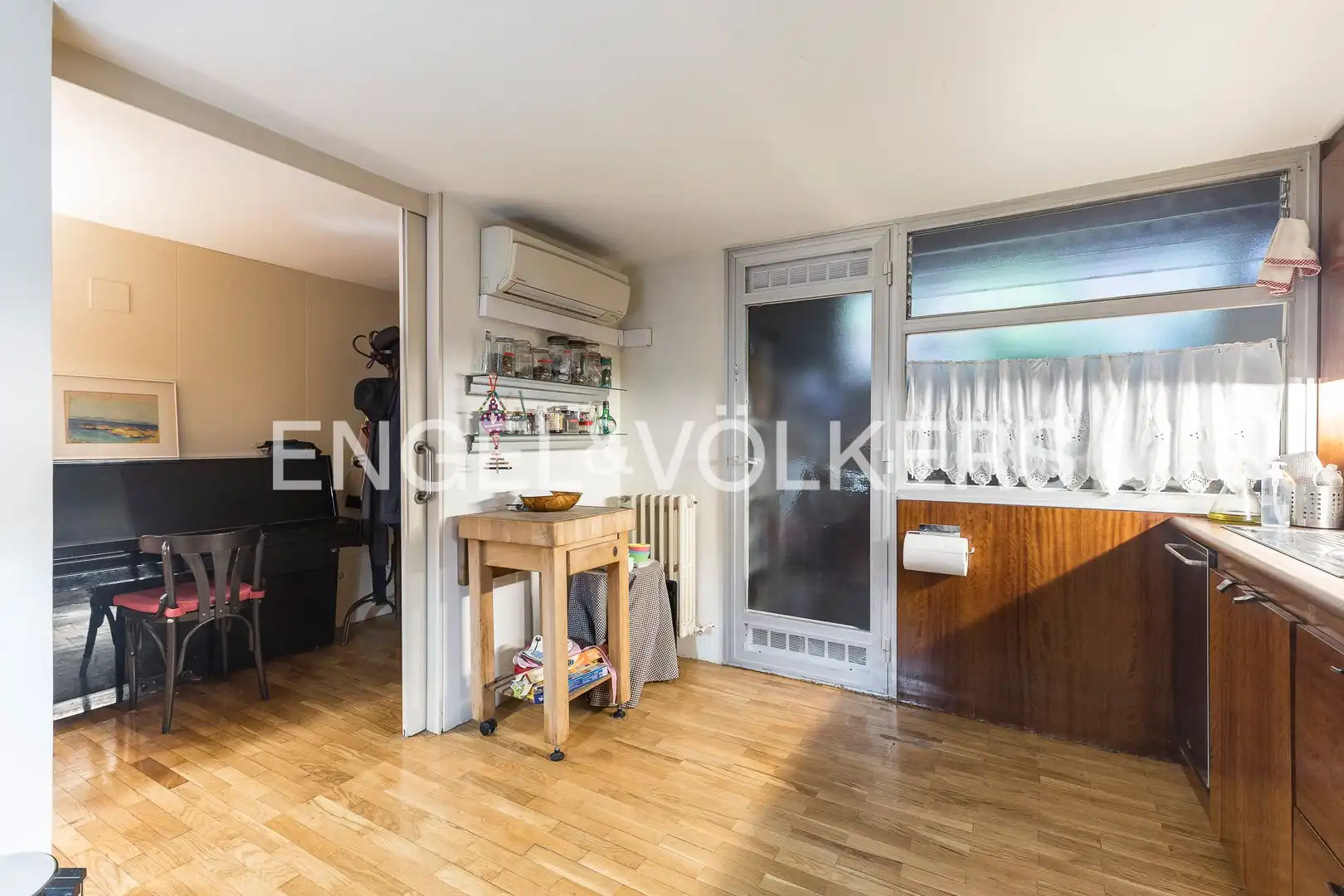 Küche von Maisonette zum Verkauf in Barcelona mit Heizung und Parkett
