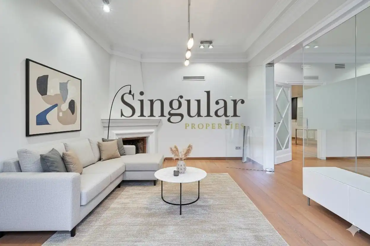 Living room of Flat for sale in  Barcelona Capital