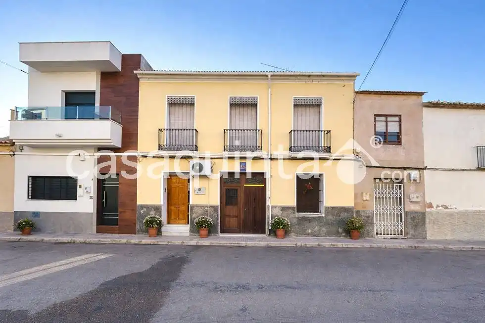 Casa a schiera in vendita a Carrer General Prim, imagen 2