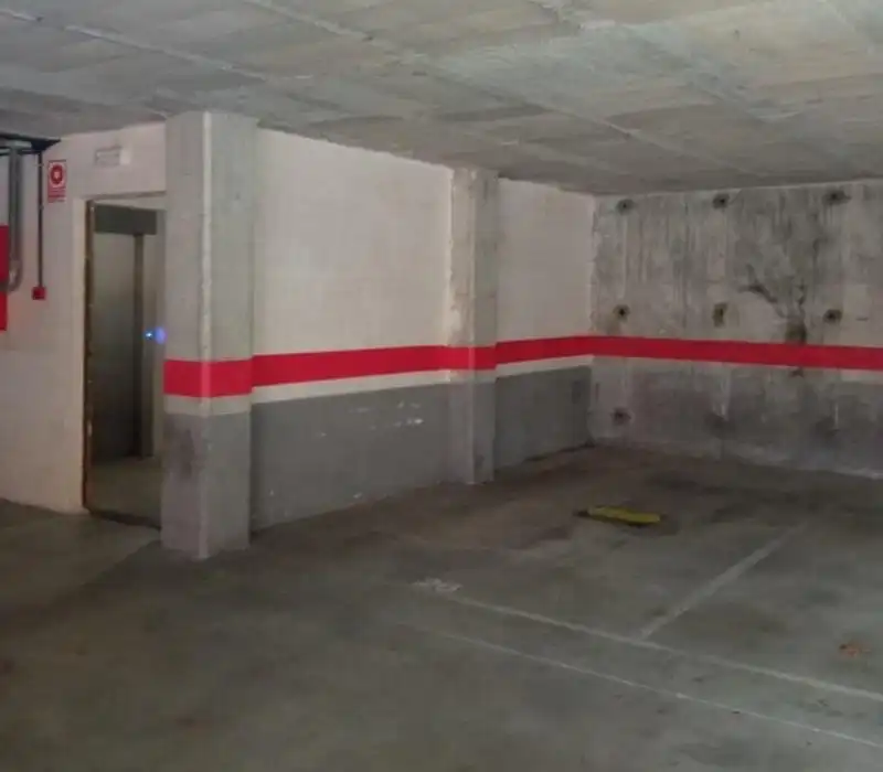 Parkplatz zum Verkauf in Centre - Cordelles
