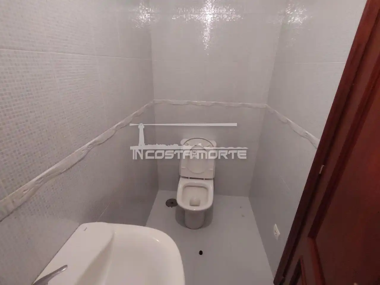 Bathroom of Flat for sale in Fisterra, A Coruña