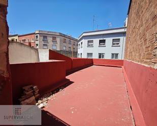 Terrassa de Casa o xalet en venda en L'Hospitalet de Llobregat