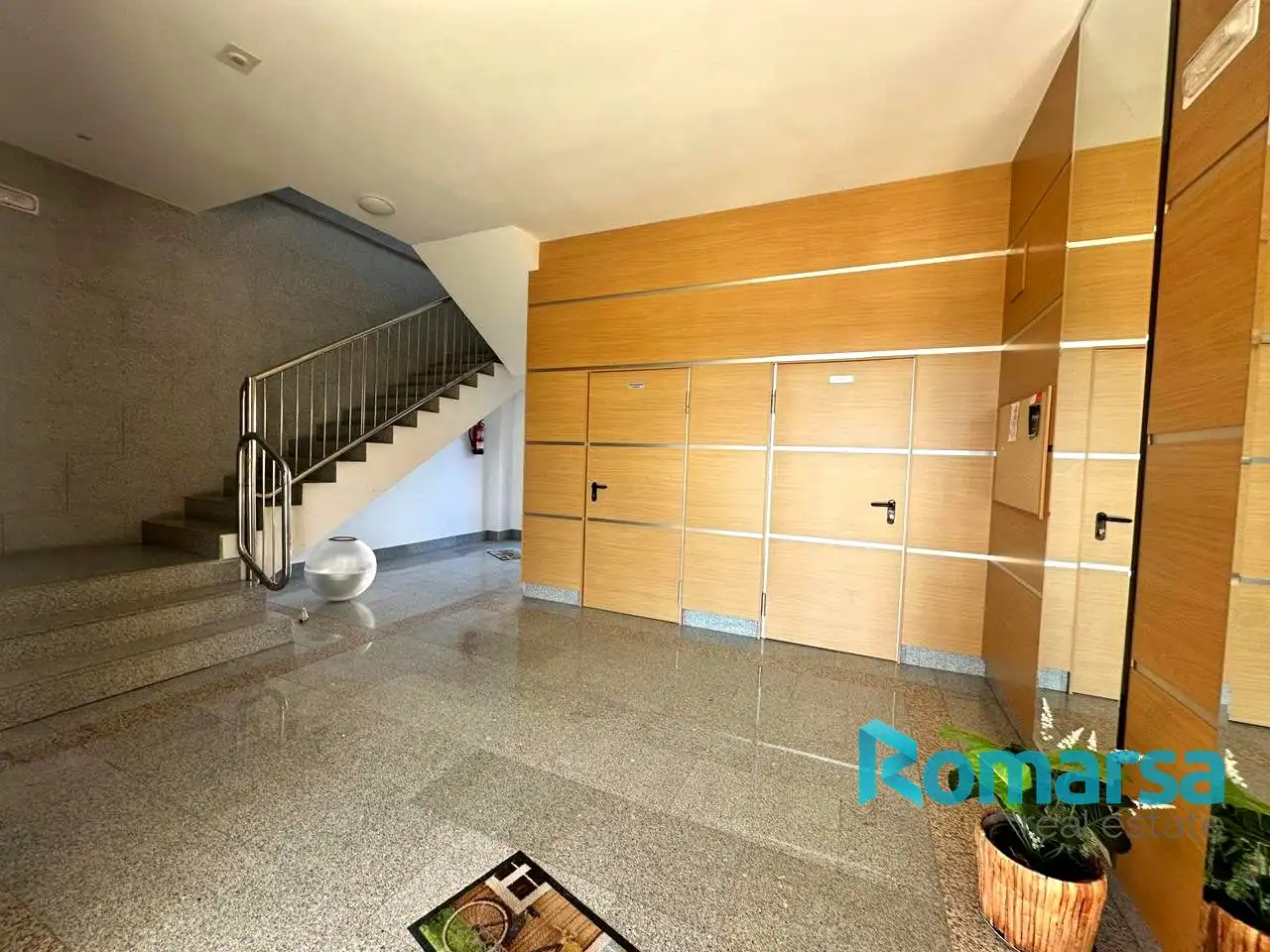 Flat with lift for sale in Juan Aurelio Sanchez Tadeo, imagen 3