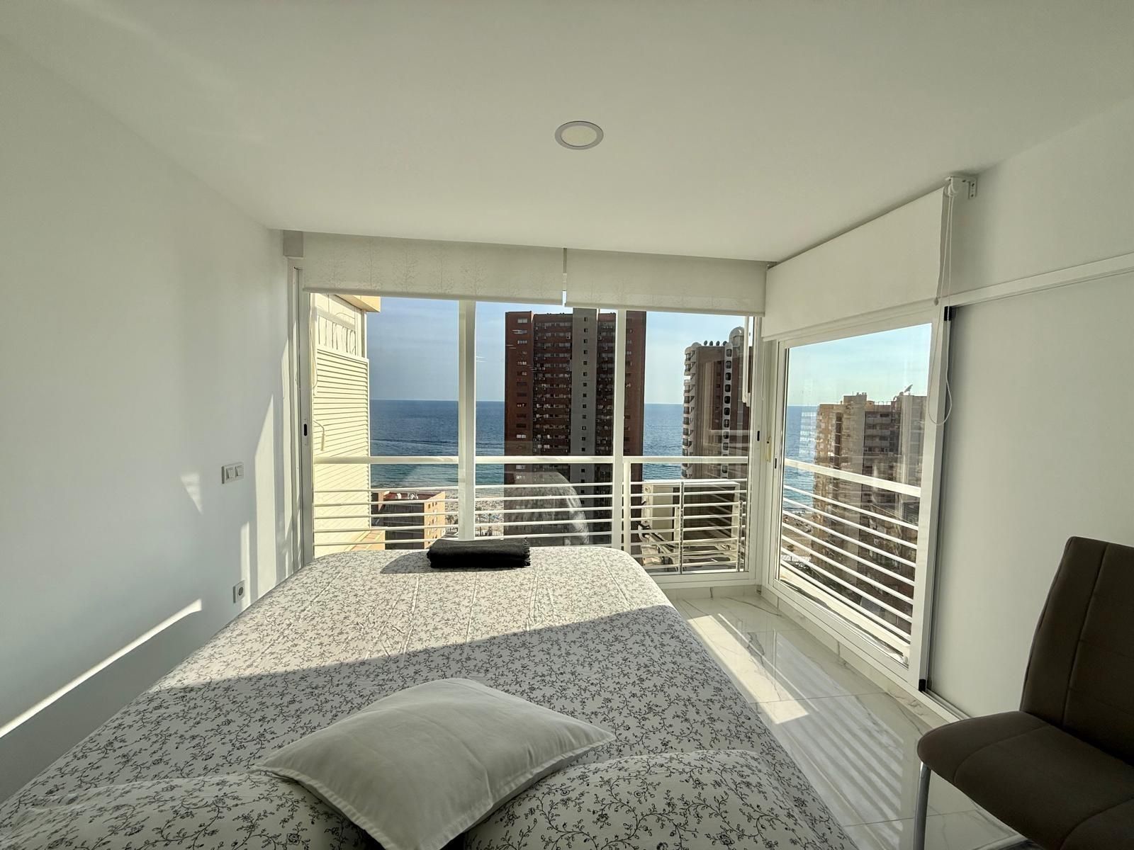Bedroom of Study for sale in Benidorm  with Air Conditioner, Terrace and Community pool