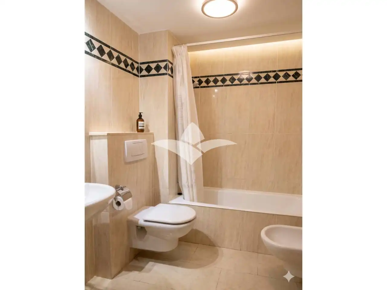 Bathroom of Attic for sale in Oliva  with Air Conditioner, Parquet flooring and Terrace