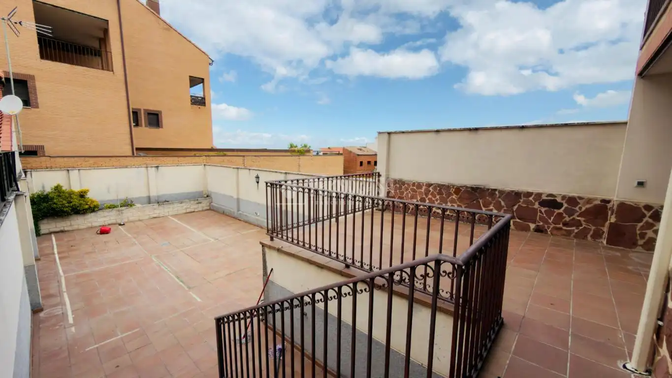 Terraza de Casa adosada en venta en Alameda de la Sagra