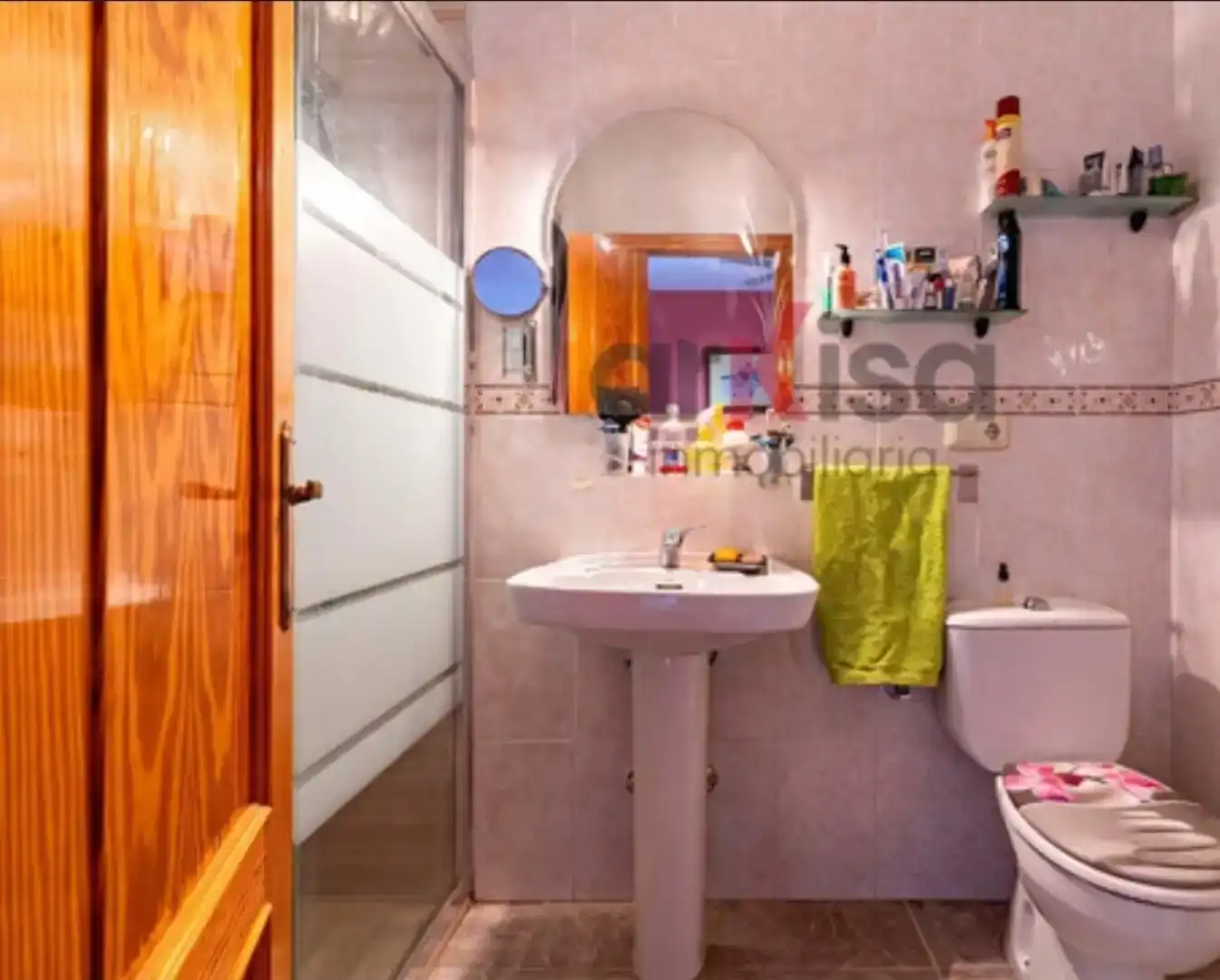 Badezimmer von Wohnung zum Verkauf in Berja