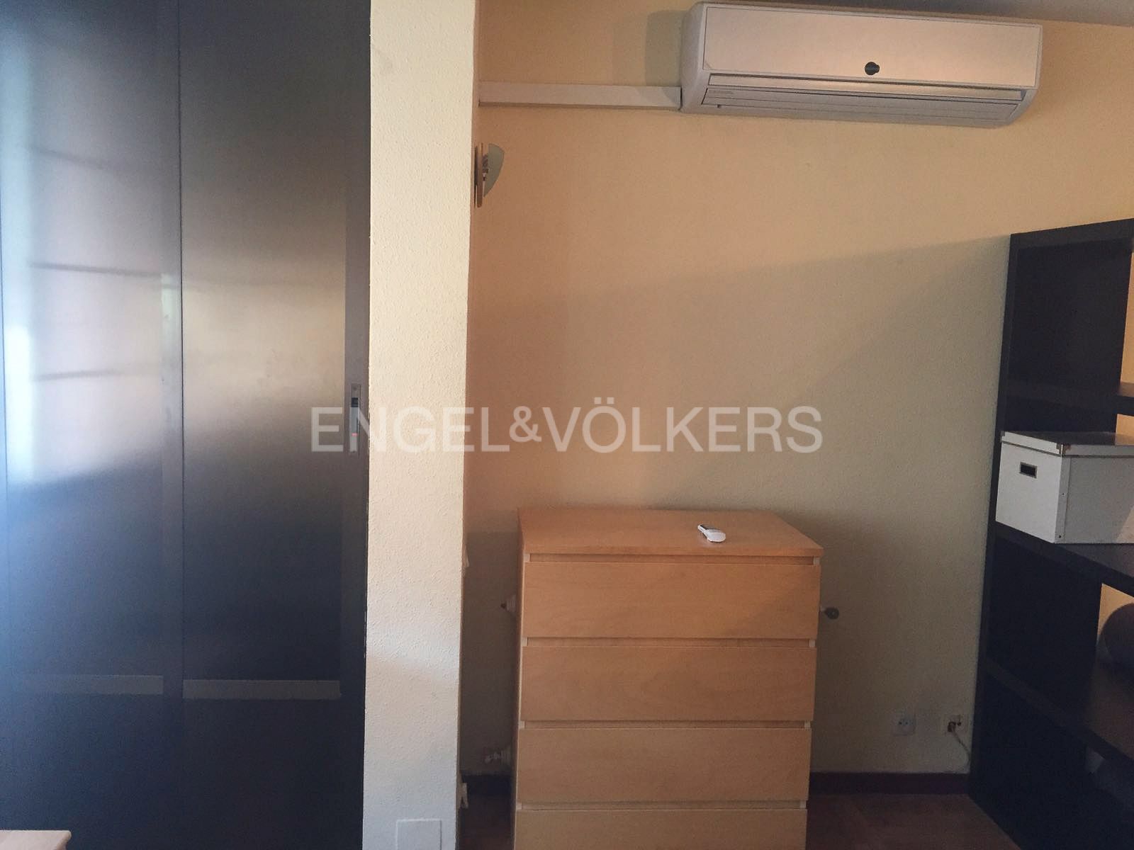 Apartment for sale in  Madrid Capital  with Air Conditioner, Heating and Parquet flooring