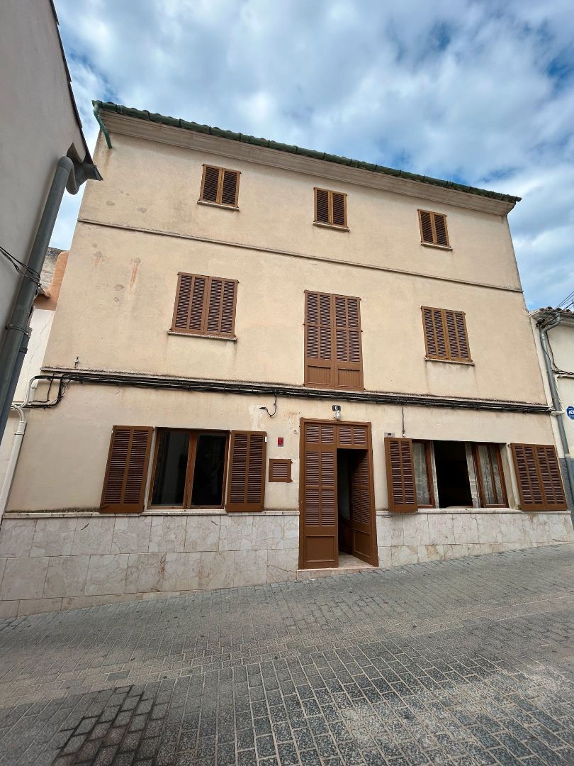 Vista exterior de Casa o xalet en venda en Búger amb Terrassa, Moblat i Forn