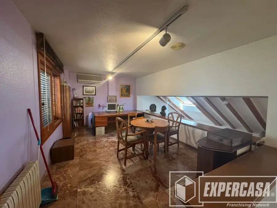 Sala de estar de Casa o chalet en venta en Burjassot con Aire acondicionado, Calefacción y Terraza
