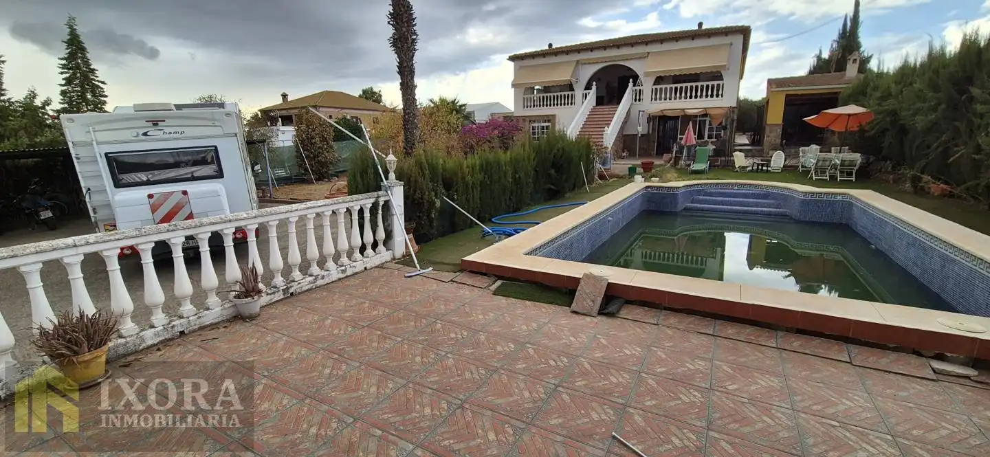 Maison avec piscine à vendre à San Roque - La Cruz - La Rozuela