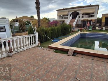 Maison avec piscine à vendre à San Roque - La Cruz - La Rozuela