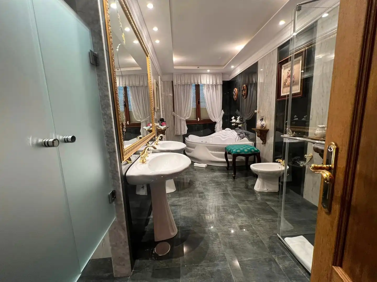 Badezimmer von Gebäude zum Verkauf in Camargo