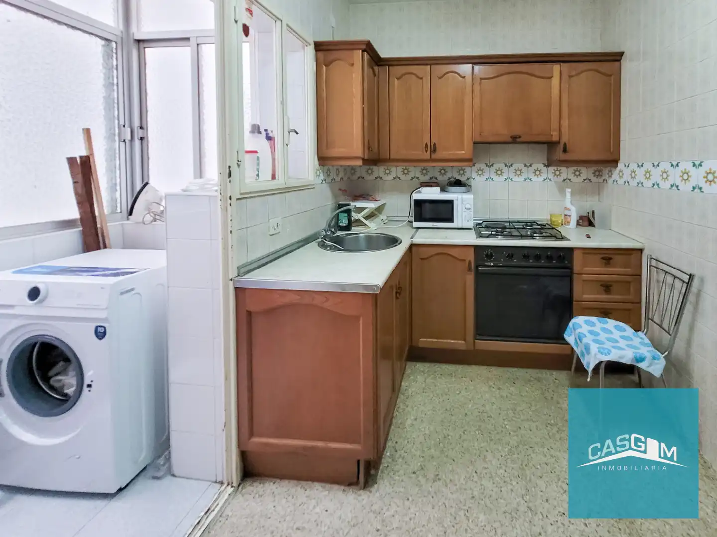 Küche von Wohnung zum Verkauf in Huelva mit Terrasse, Abstellraum und Möbliert
