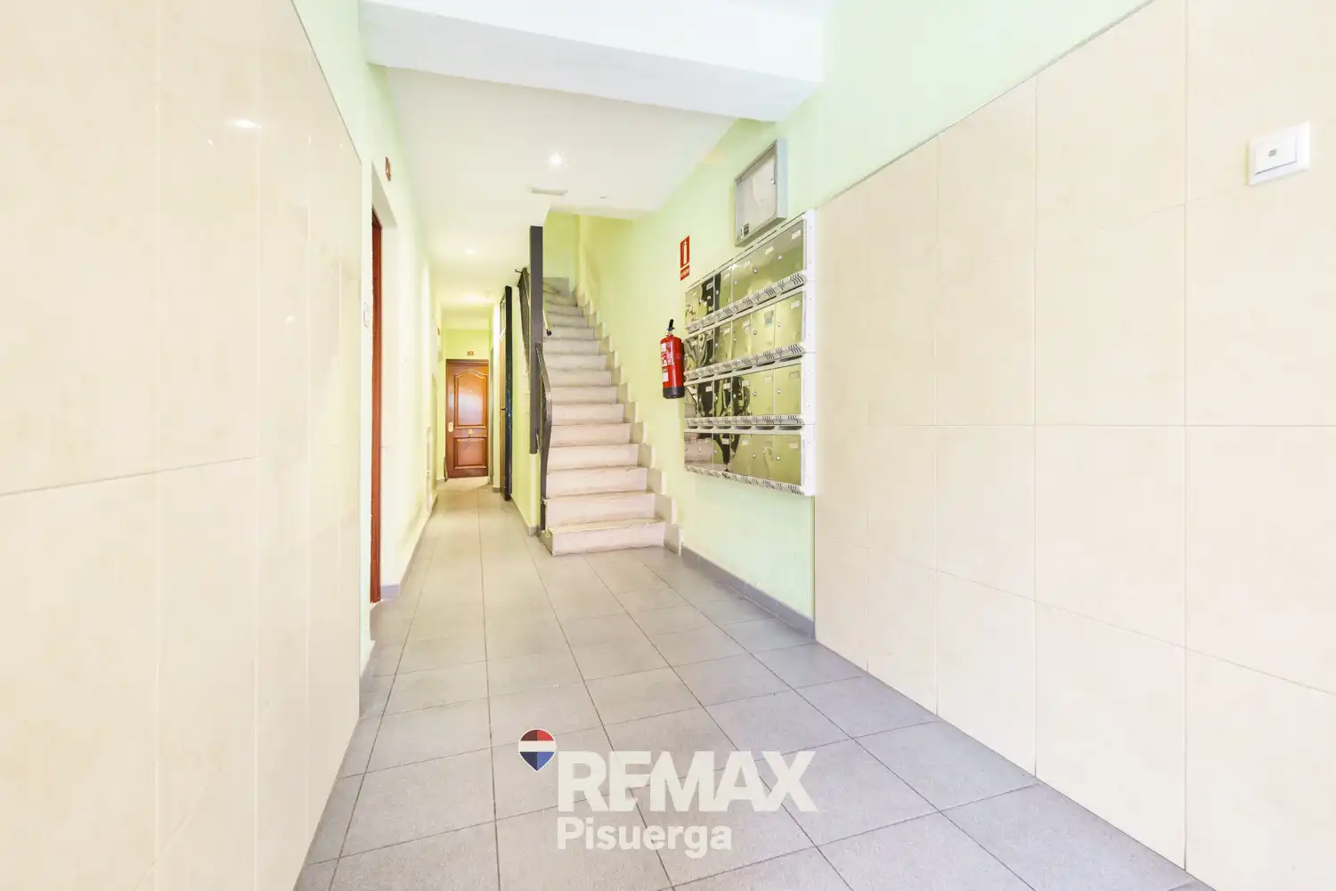 Ground floor for sale in Valladolid  with Storage room