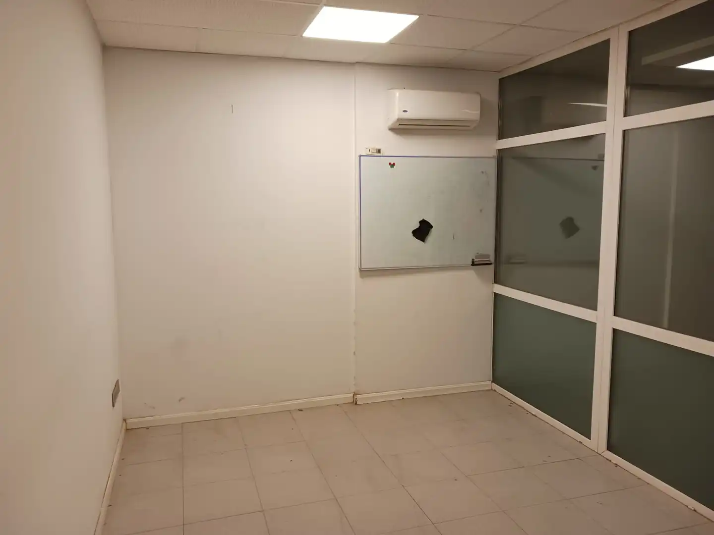 Fabrikhallen zur Miete in Larache