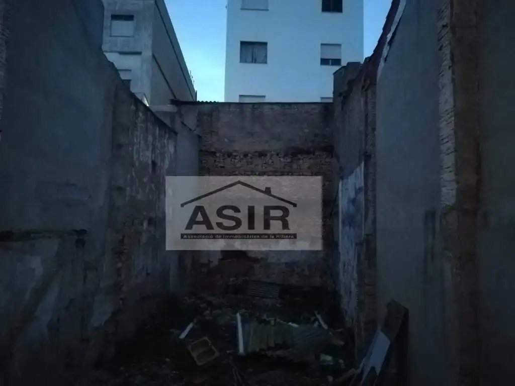 Wohnbaugrundstück zum Verkauf in Casc Urbà, imagen 5