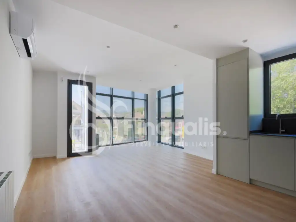 Habitación de Piso en venta en Santa Eulàlia de Ronçana con Aire acondicionado