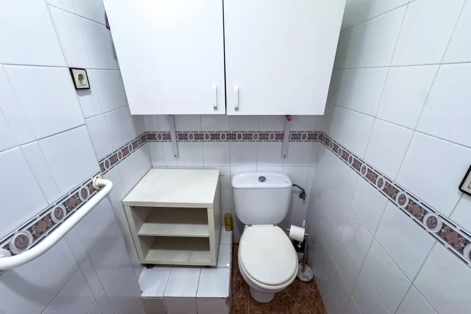 Bany de Pis en venda en Torrevieja amb Aire condicionat, Terrassa i Balcó