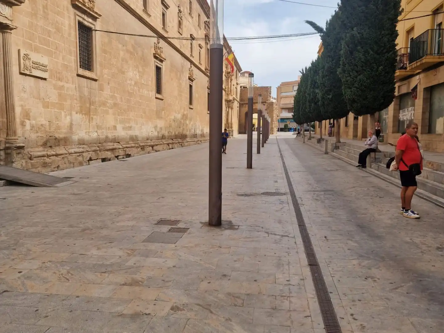 Vista exterior de Local de alquiler en Orihuela con Aire acondicionado