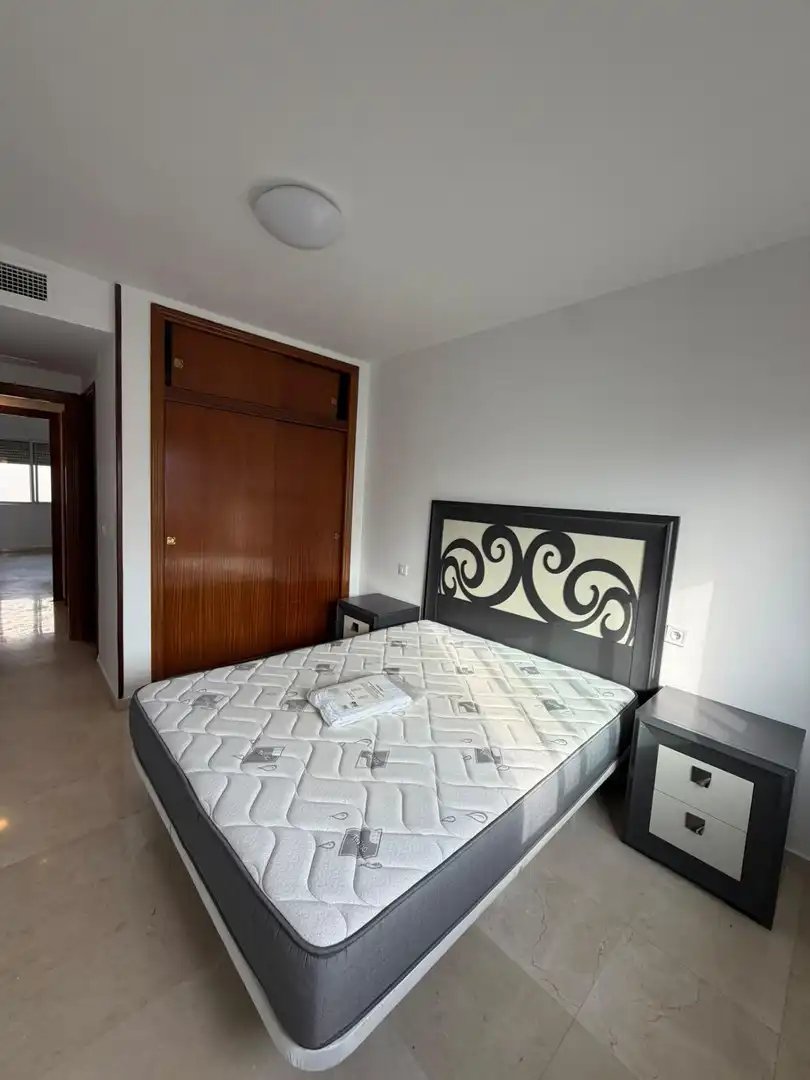 Schlafzimmer von Wohnung zur Miete in Benalúa - Babel