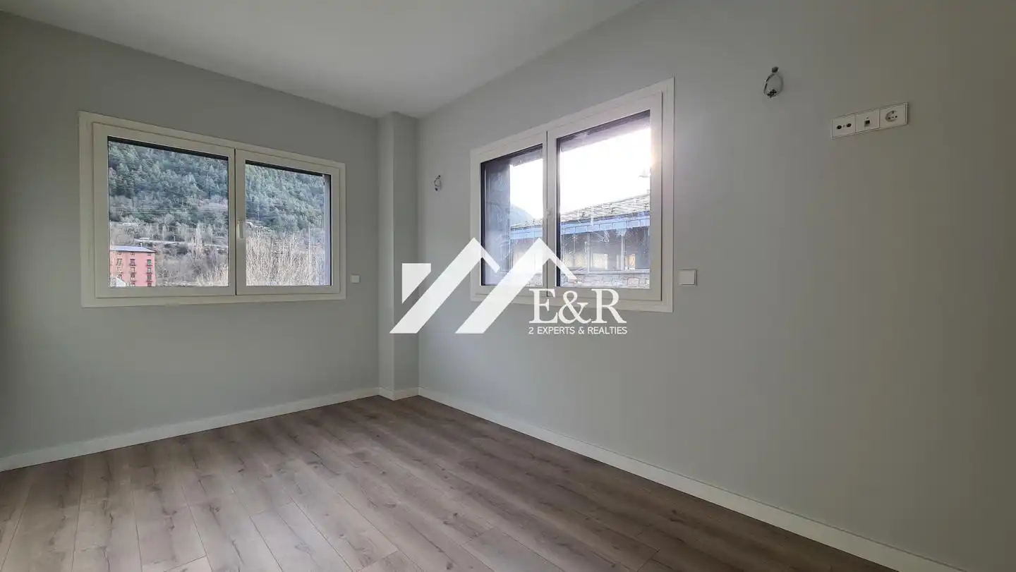 1-bedroom flat for sale in Encamp · 9 of 60