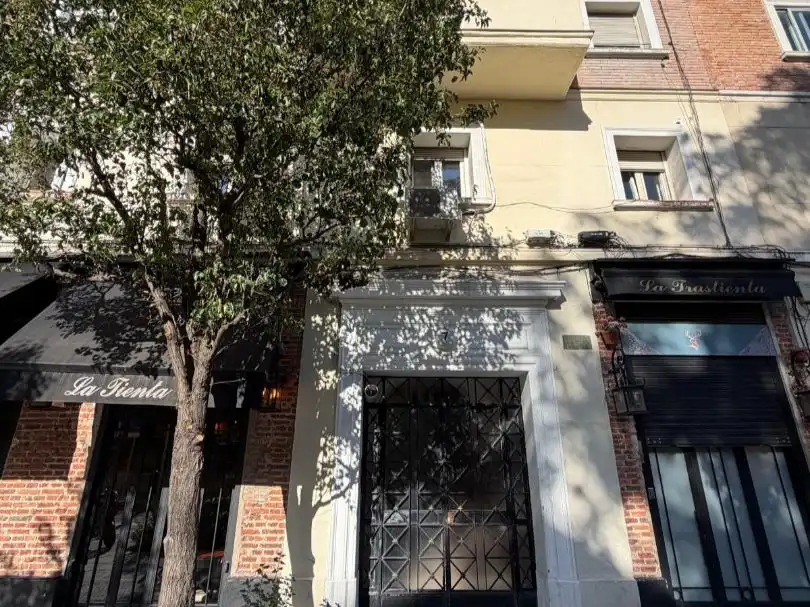 Vista exterior de Ático en venta en  Madrid Capital con Aire acondicionado, Terraza y Balcón