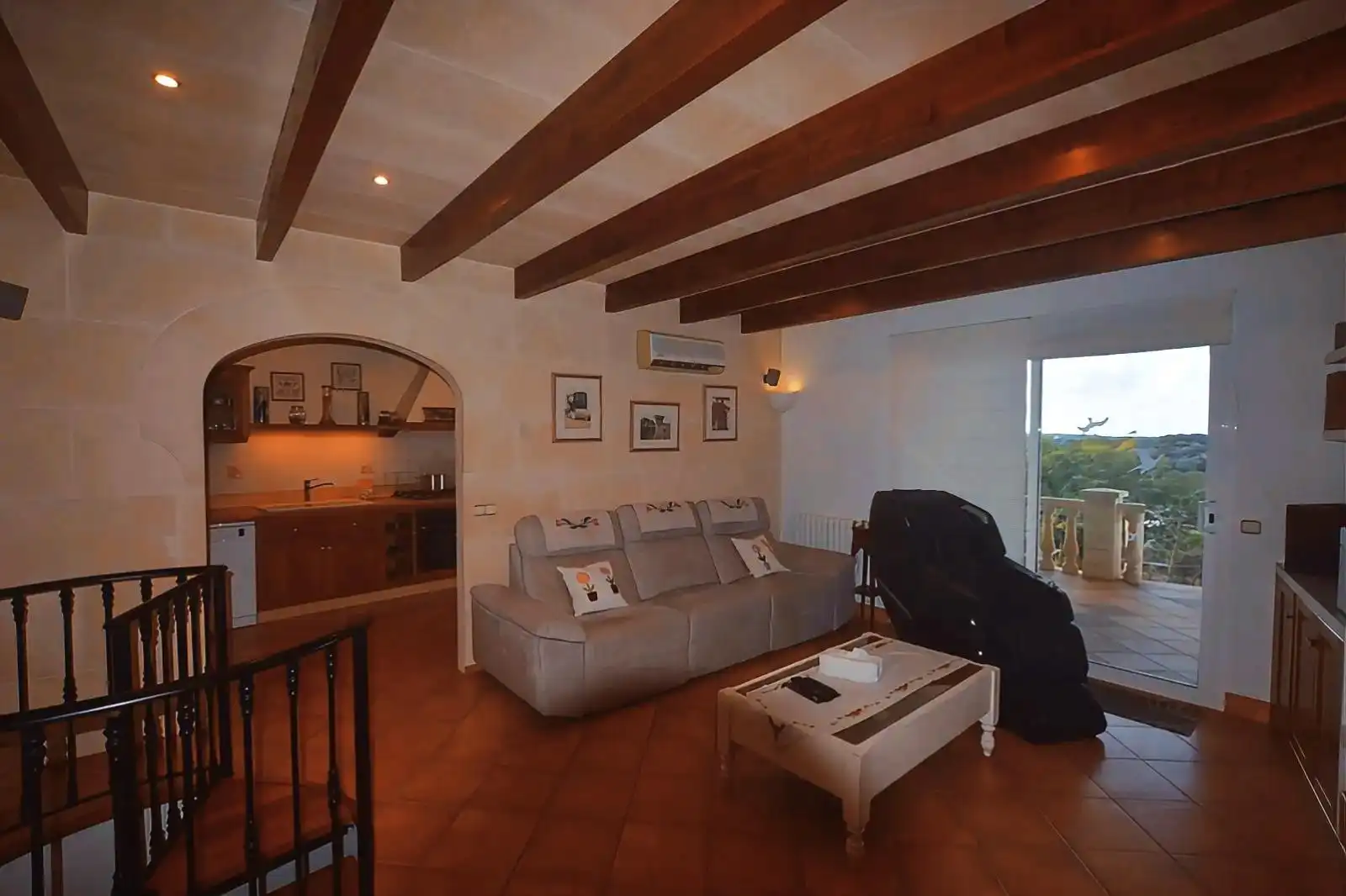 Sala de estar de Casa adosada en venta en Alaior con Aire acondicionado, Calefacción y Jardín privado