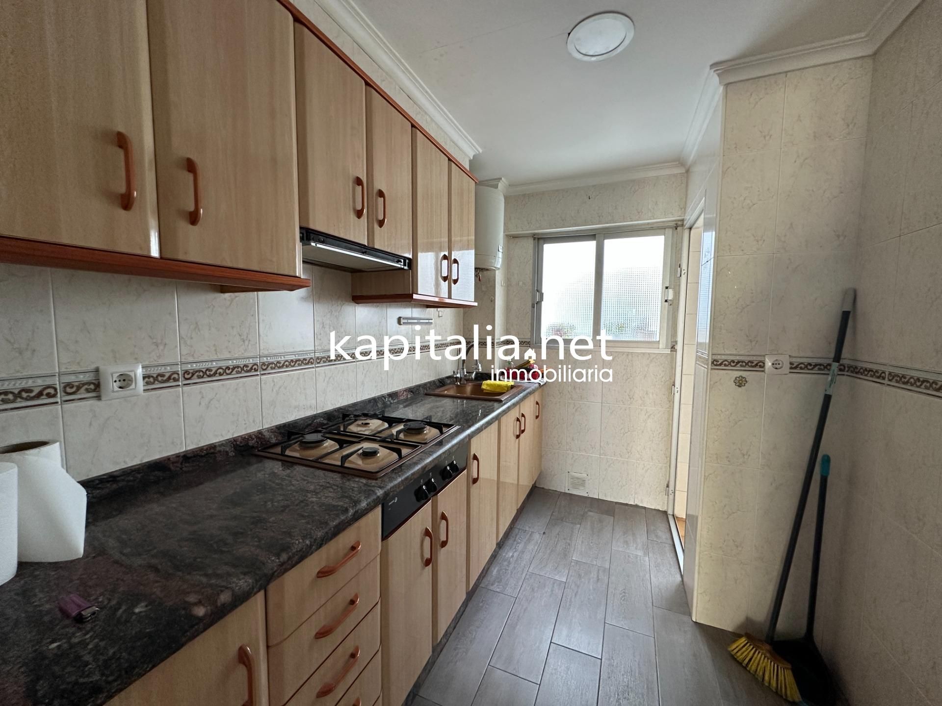 Cocina de Piso de alquiler en Alcoy / Alcoi con Balcón