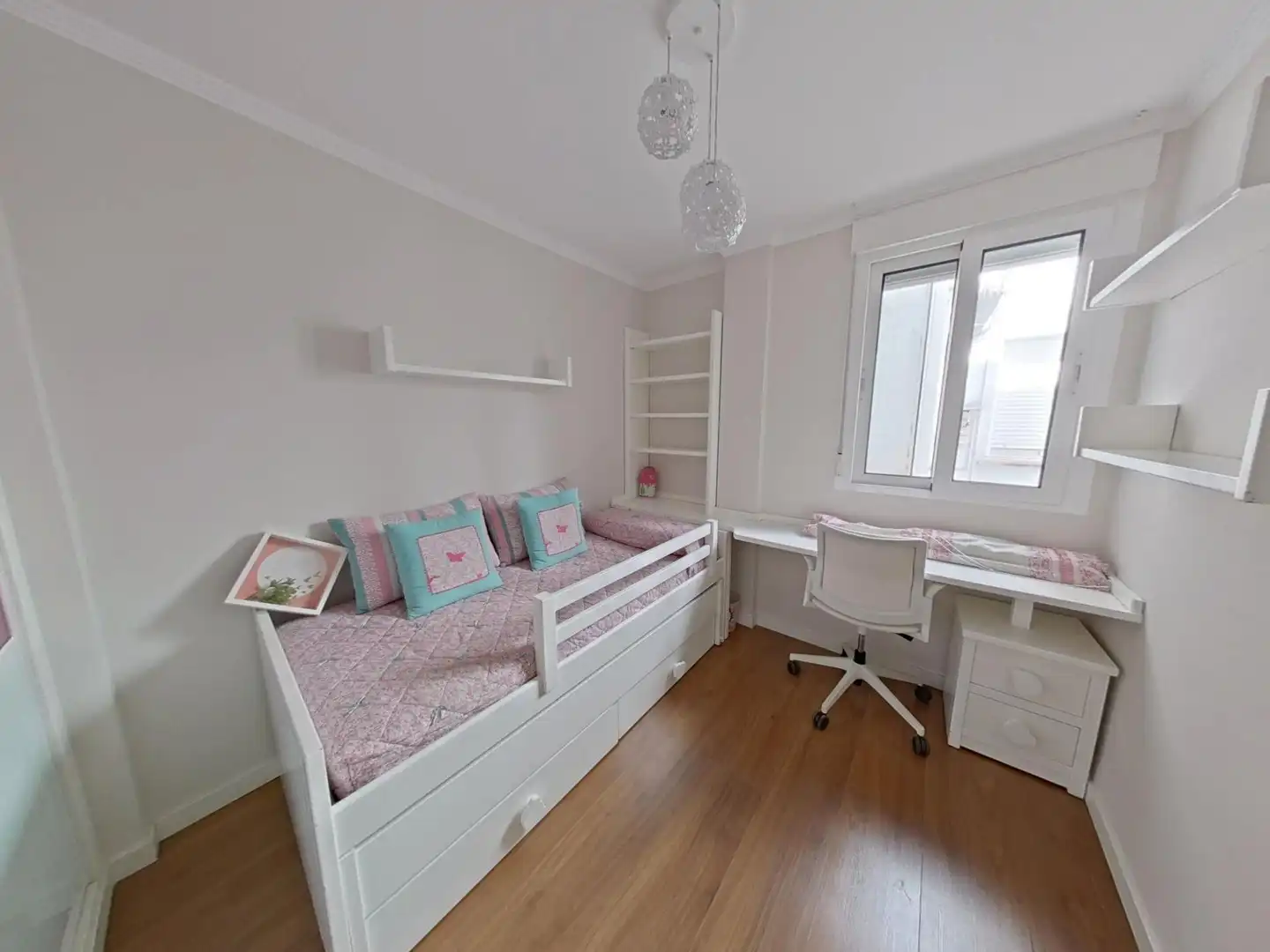 Habitación de Piso de alquiler en Córdoba con Aire acondicionado, Terraza y Amueblado