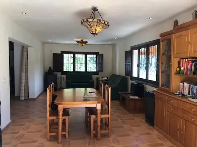 Menjador de Casa o xalet en venda en Tàrbena amb Aire condicionat, Calefacció i Jardí privat