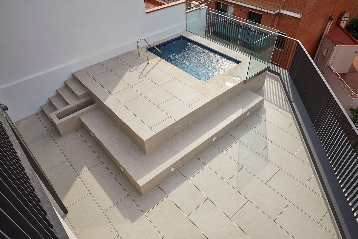Piscina de Pis de lloguer en  Barcelona Capital amb Aire condicionat, Calefacció i Parquet