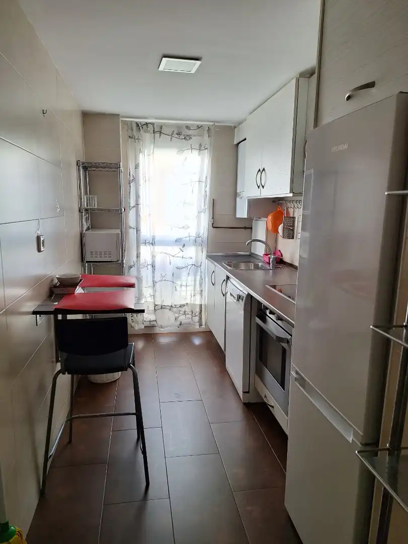 Appartamento con ascensore in affitto a Calle de Tomás Zumalacárregui, imagen 9