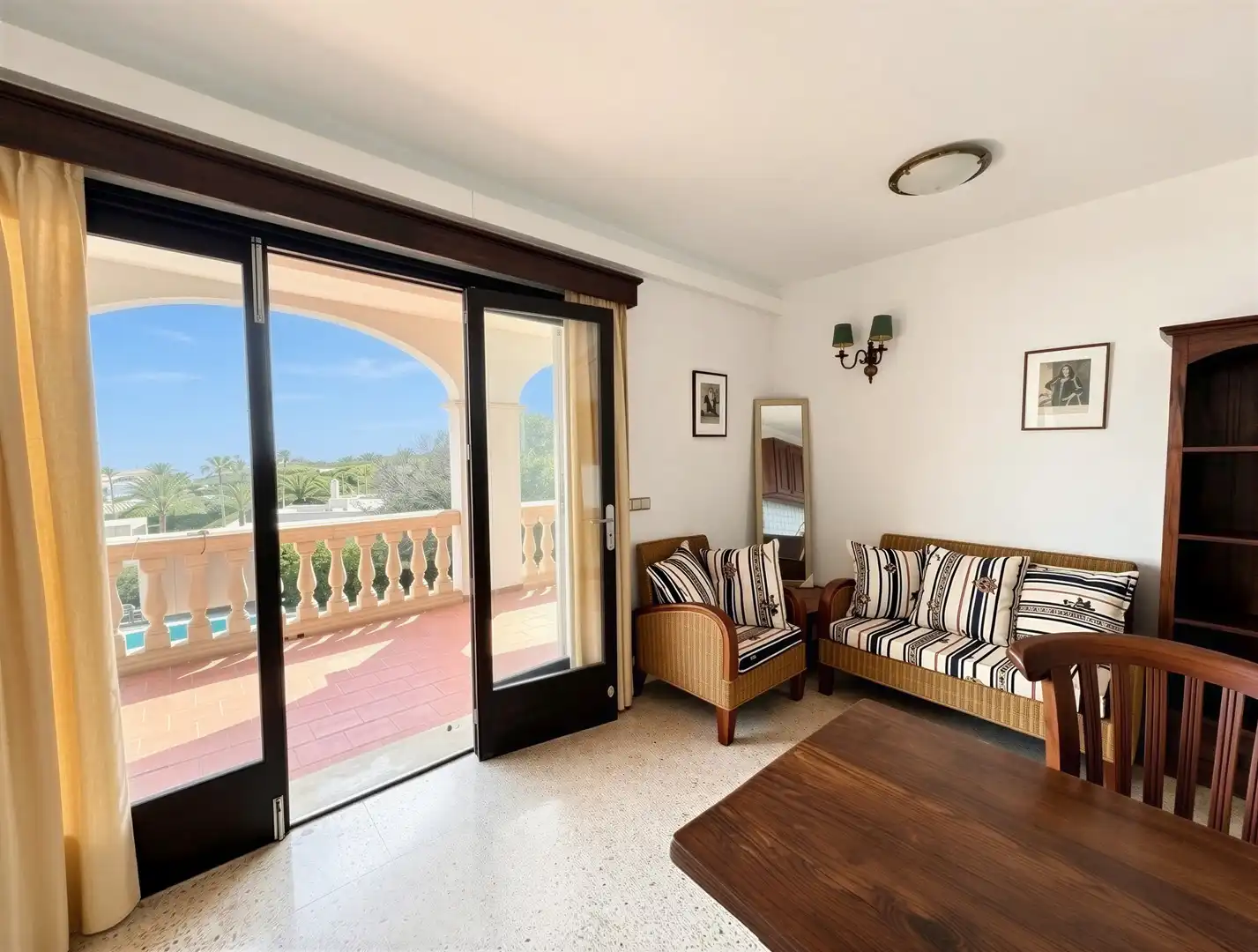 Sala de estar de Finca rústica en venta en Felanitx con Aire acondicionado, Calefacción y Terraza