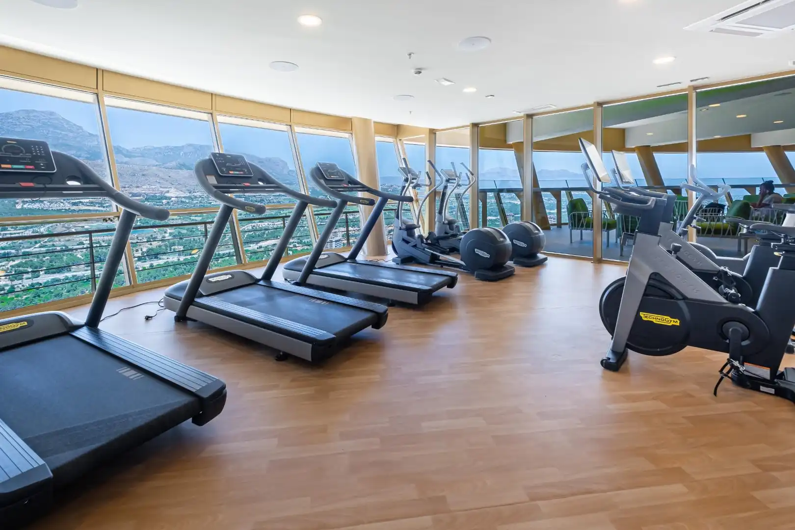 Ático en venta en Benidorm con Aire acondicionado, Jardín privado y Terraza