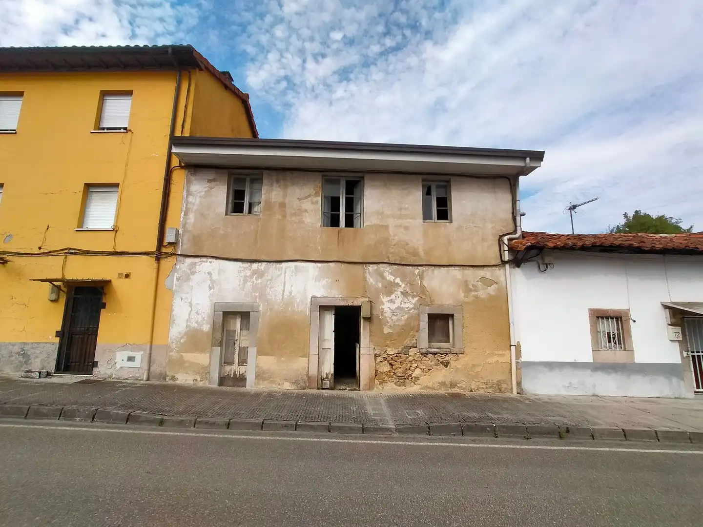 Vista exterior de Casa adosada en venta en Pravia